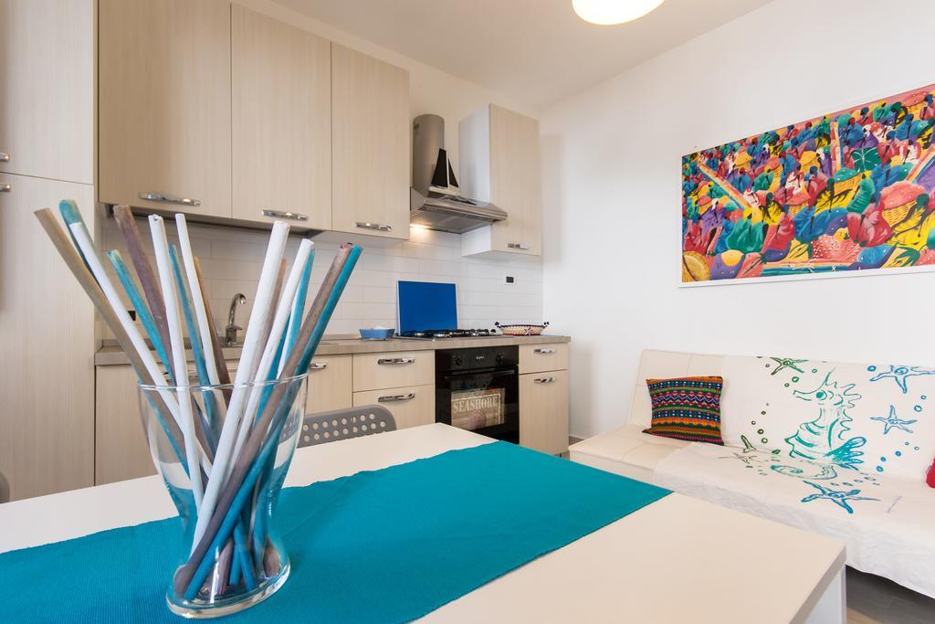 Casa Mamo Apartment Мондело Стая снимка